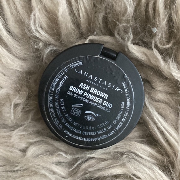 Anastasia Brow Powder Duo Ash Brown - Picture 3 of 3